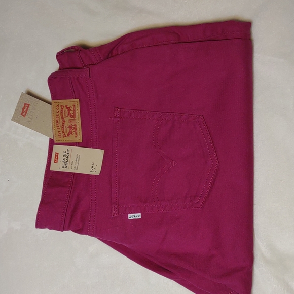 Levi's 414 Classic Straight Raspberry NWT Jeans - Picture 4 of 12
